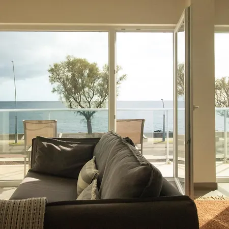Apartment Bay House