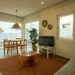 아파트 Bay House