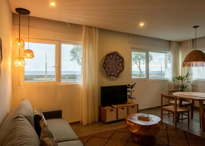 Apartment Bay House *