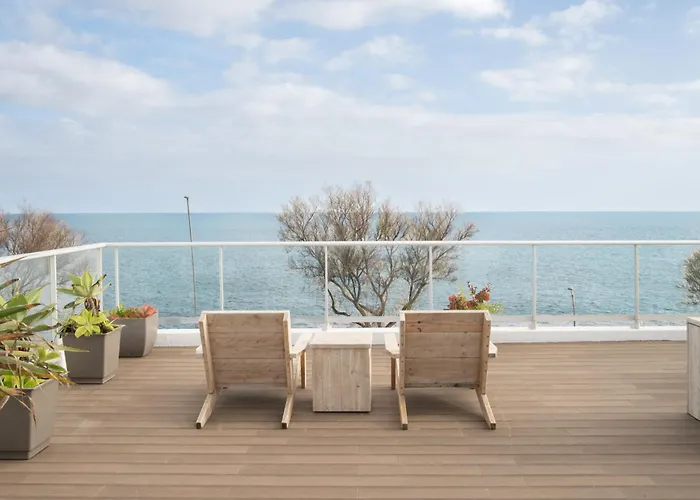 Bay House 아파트 *